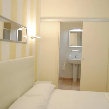 Konukevi Dreaming Piazza Erbe *