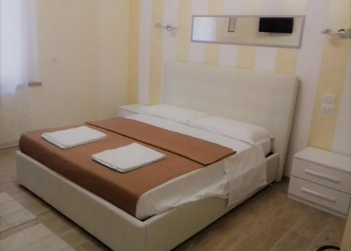 Dreaming Piazza Erbe Rooms * Werona